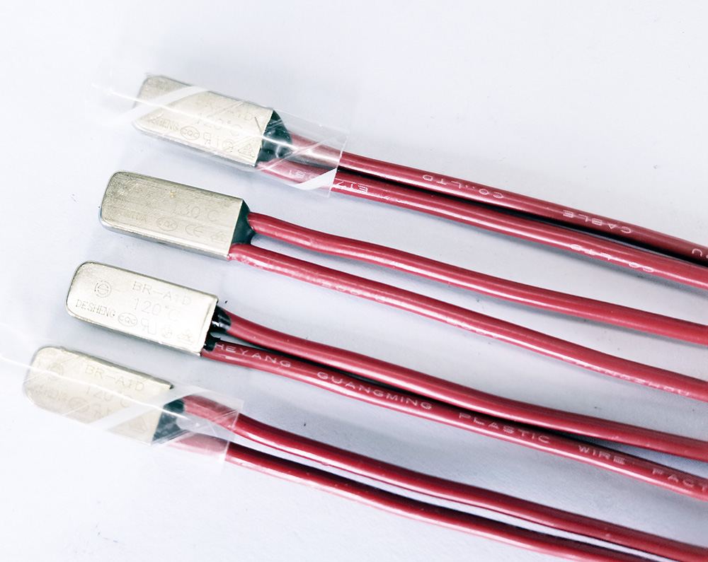 BR/TH-A1D鐵殼溫控器,小型鐵殼溫控器，溫控開關(guān)